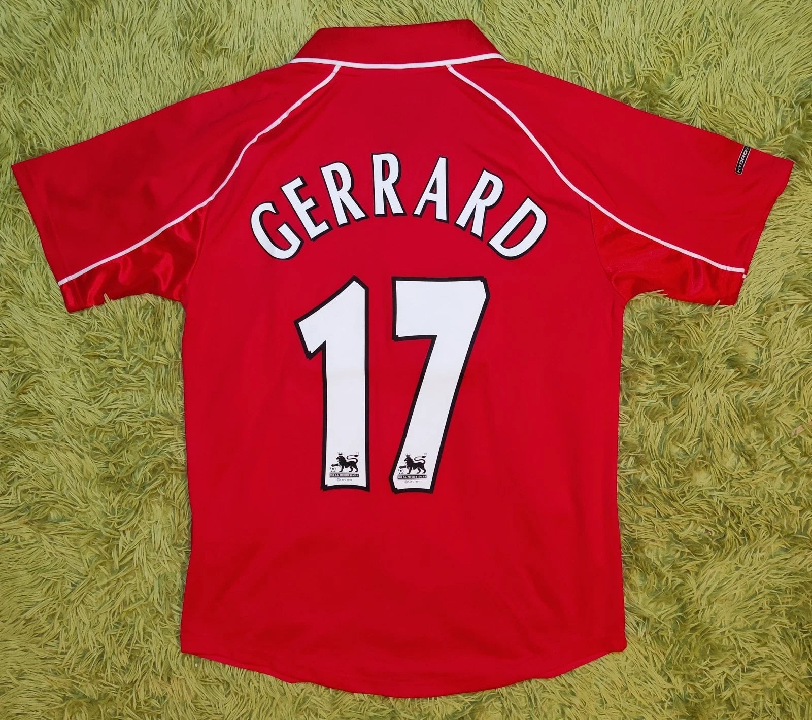 Liverpool 2001 UEFA Cup Final Gerrard #17 Retro Soccer Football Shirt Jersey